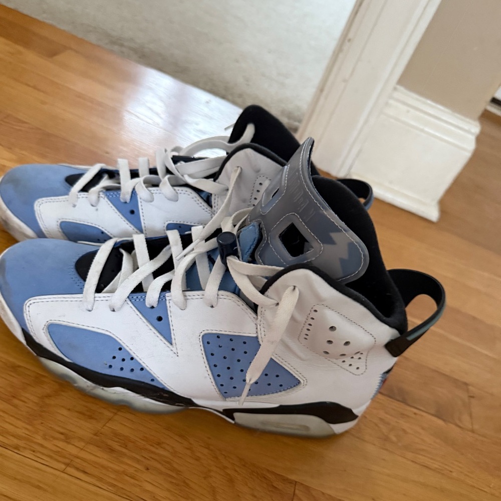Jordan’s 6’s Retro UNC WHITE